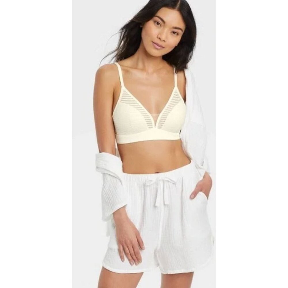 Auden Women's White Sheer Lace Striped Overlay Slightly Lined‎ Bralette Size XL - Picture 2 of 14